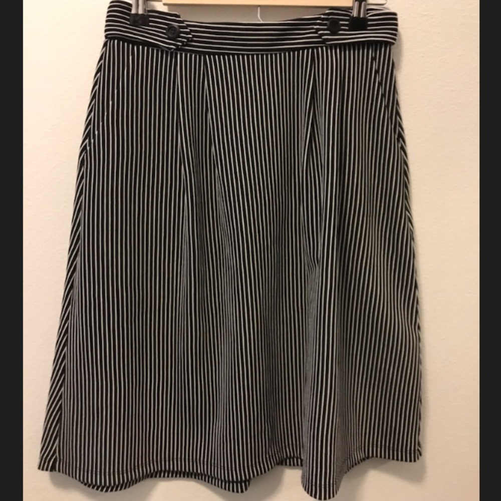 Striped skirt